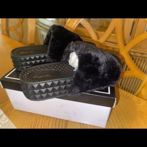 Faux Fur Platform Slides